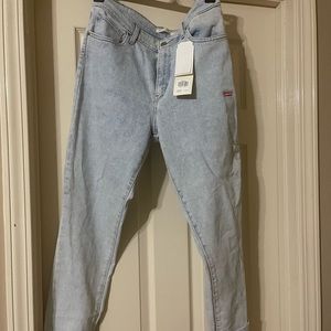 Never worn Levi jeans